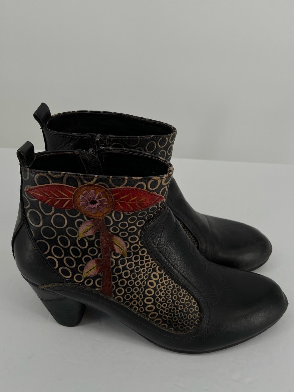L’Artiste by Spring Step Parfum Boots – Size 38